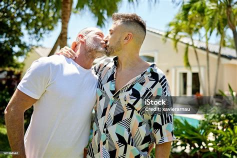 old gay men sex pics